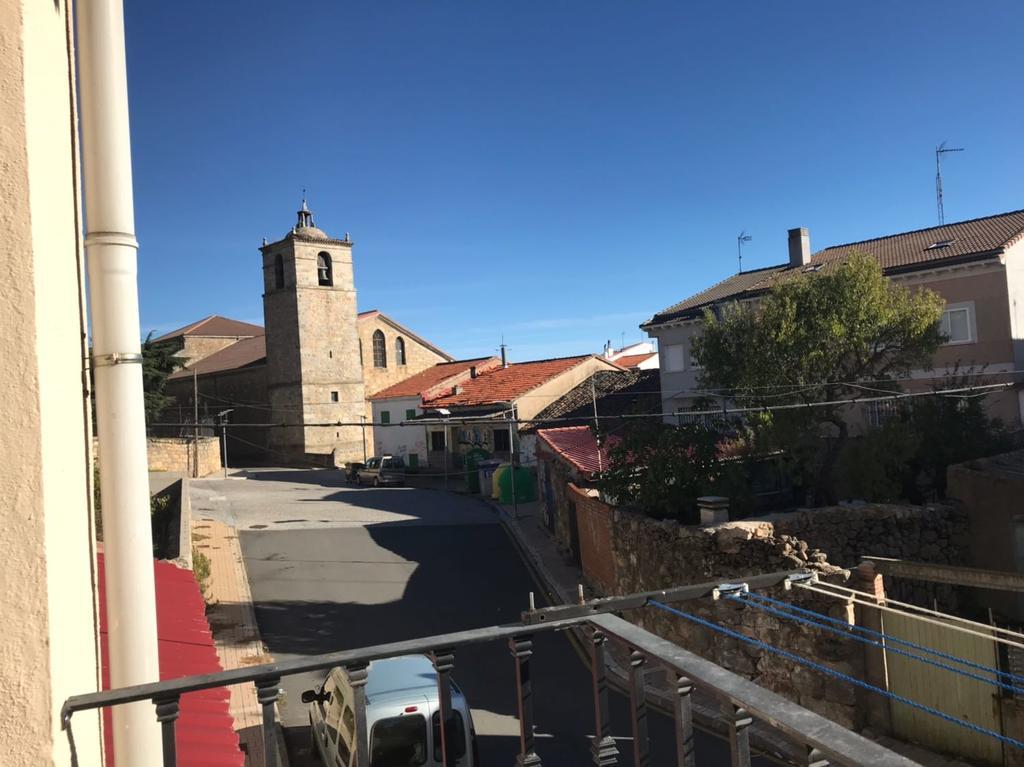 Apartamento La Paloma Las Navas del Marqués Exterior foto